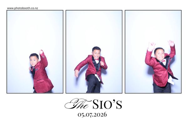 The Sios photo booth photo 32