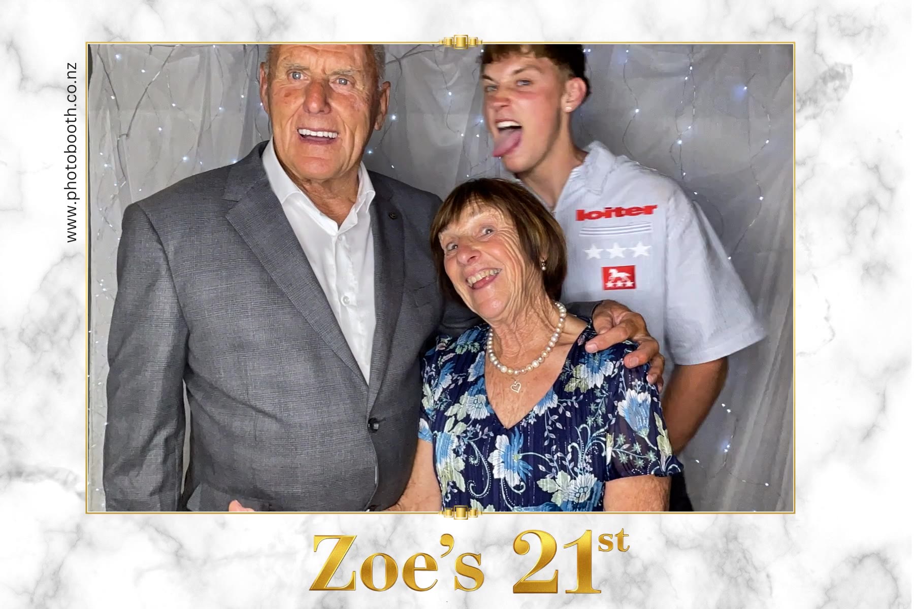 Zoe's 21st photo booth video 46