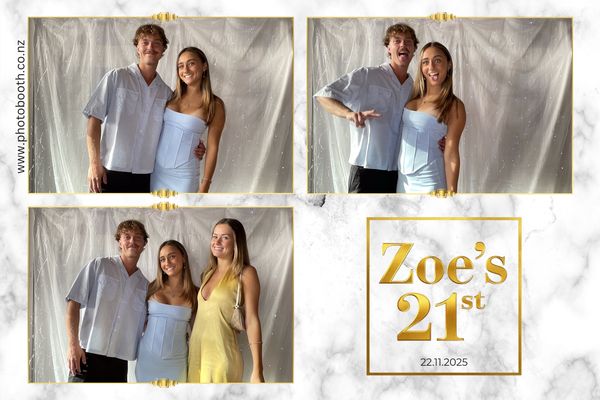 Zoe's 21st photo booth photo 5