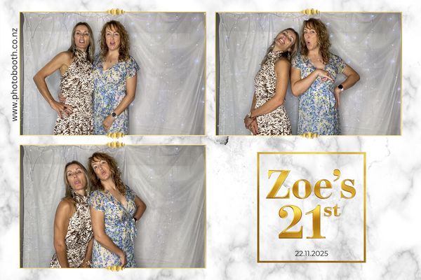 Zoe's 21st photo booth photo 13