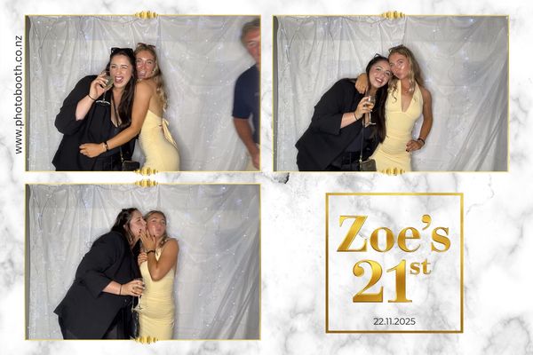 Zoe's 21st photo booth photo 19