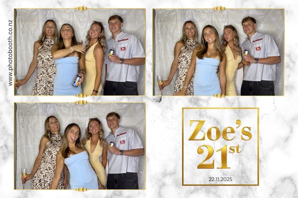 Zoe's 21st photo booth photo 23