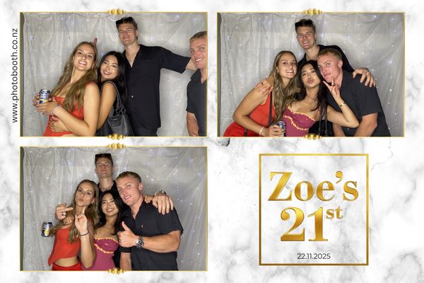 Zoe's 21st photo booth photo 24