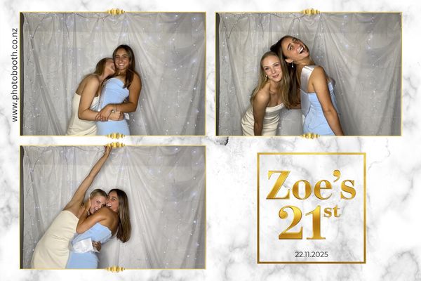 Zoe's 21st photo booth photo 29