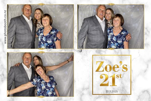Zoe's 21st photo booth photo 33