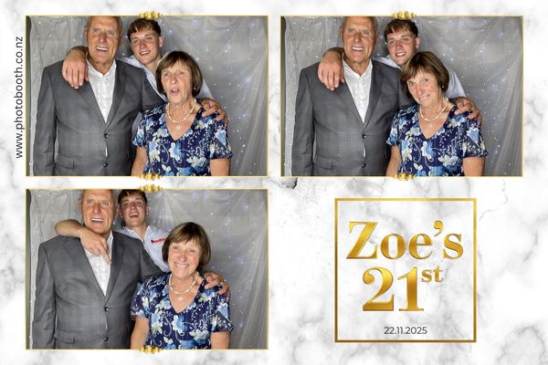 Zoe's 21st photo booth photo 34