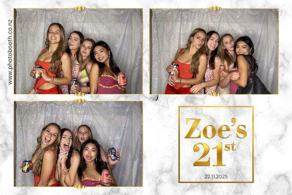 Zoe's 21st photo booth photo 36
