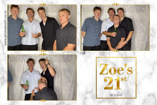 Zoe's 21st photo booth photo 45