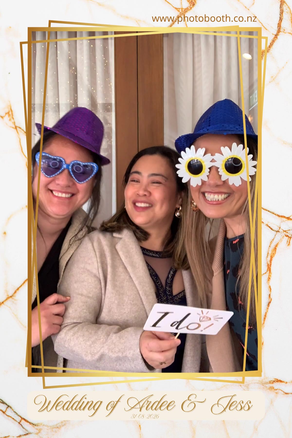 Jess and Ardee photo booth video 2