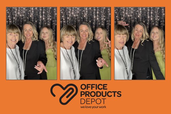 REINZ-OPD photo booth photo 46