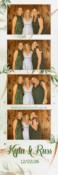 Kyla and Russ's Wedding - Selfie Central photo booth 