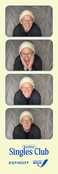 Bryn & Ku's Singles Club photo booth photo 11
