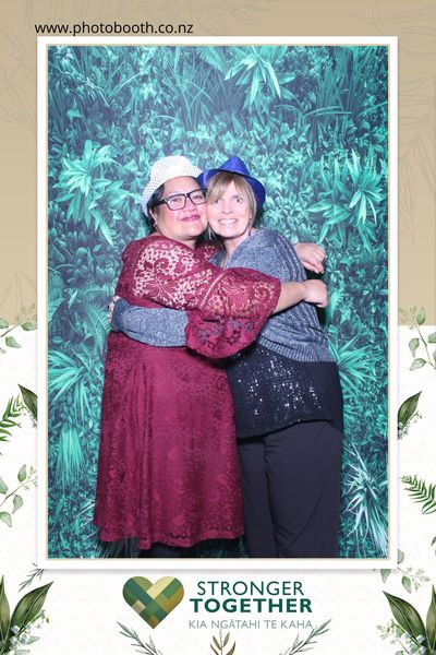 Busy Bees Leadership Conference - Selfie Central photo booth 