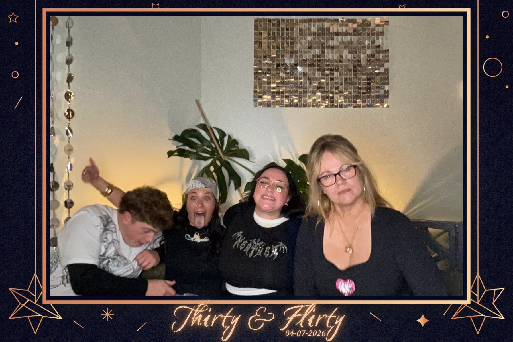 Thirty and Flirty photo booth video 18